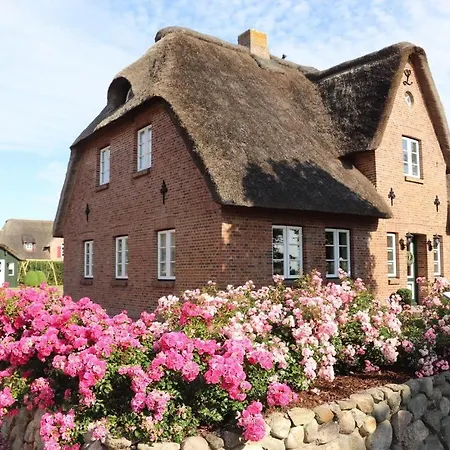 Lunhues Lucia Dunsum